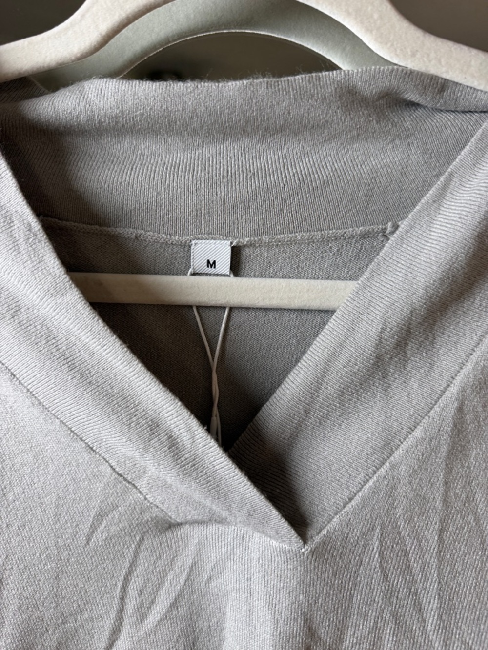 Light Gray V-Neck Pullover Sweater Top - Picture 3 of 5